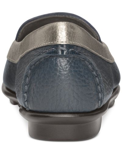 aerosoles navy blue flats