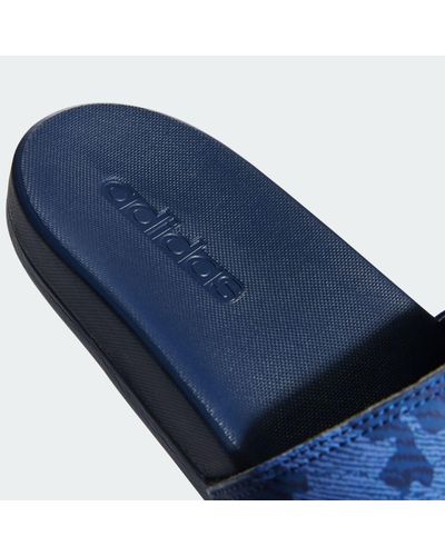 adidas Synthetic Adilette Comfort Camo Slides in Blue/White (Blue) for Men - Lyst