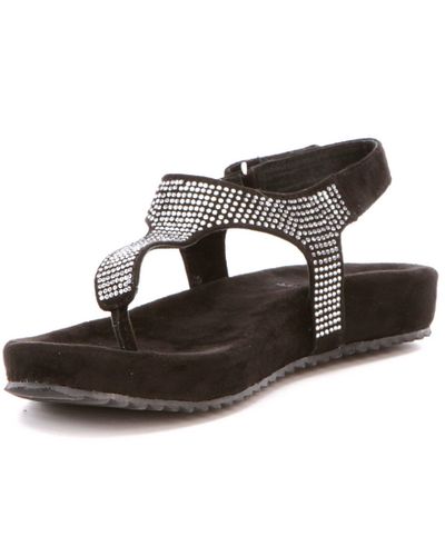 volatile leather sandals