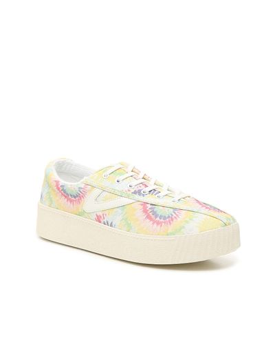tretorn nylite 12 bold platform sneaker
