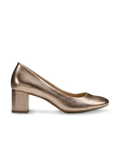 aerosoles eye candy pump