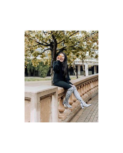 luley over the knee boot