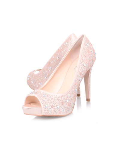 dress with rose gold shoes