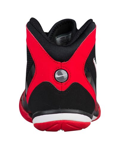 red and black nike freeks
