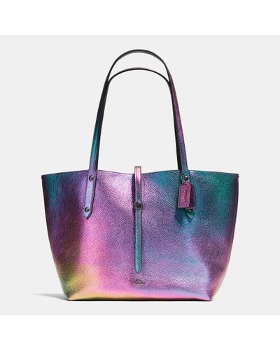 coach hologram tote