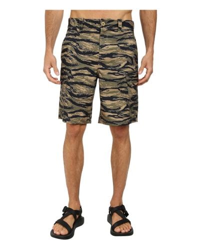 under armour men's fish hunter cargo shorts