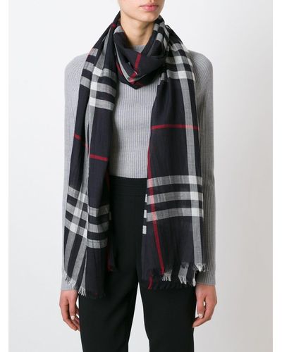 black burberry scarf