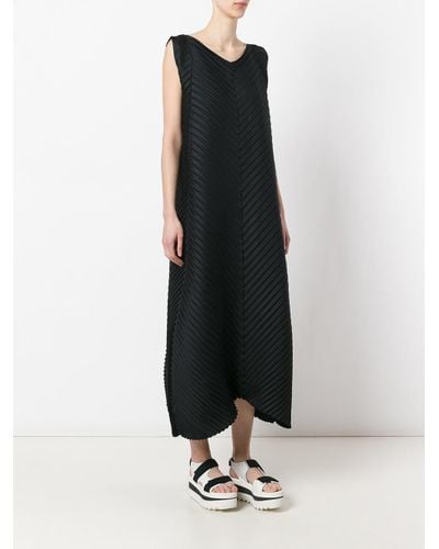 Issey Miyake Synthetic Long Pleated Dress in Black - Lyst