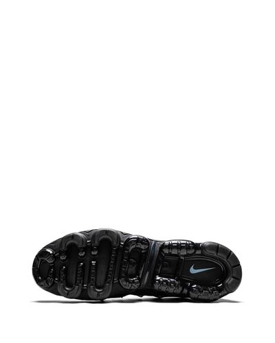 nike black air vapormax plus