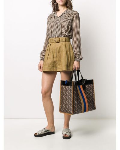 coach field tote 30 with horse and carriage print