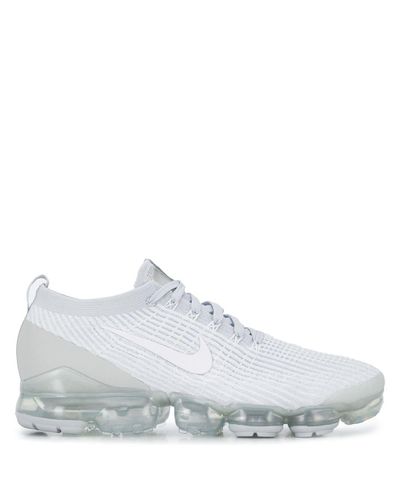 nike air vapormax 3 flyknit sneakers in triple white