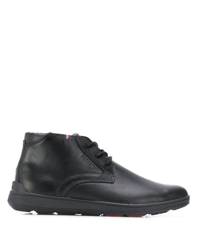 lightweight chukka boots