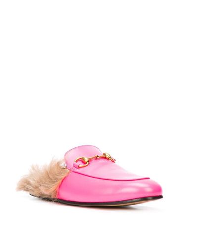 Gucci Bont Met Bont Gevoerde Princetown Loafers in het Roze voor heren -  Lyst