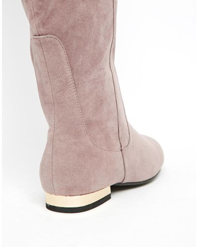 flat grey boot