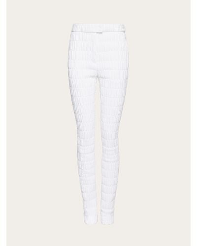 Ferragamo Pantalones De Nylon Acolchado - White