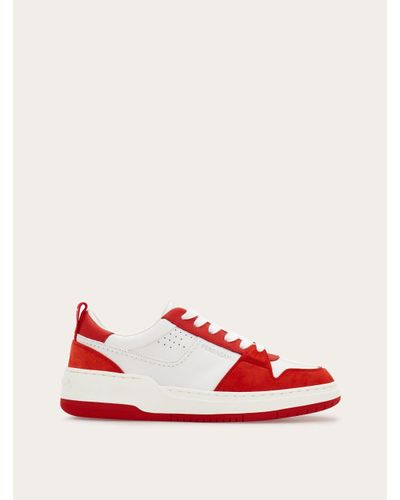 Ferragamo Sneakers con detalles en relieve - Rojo