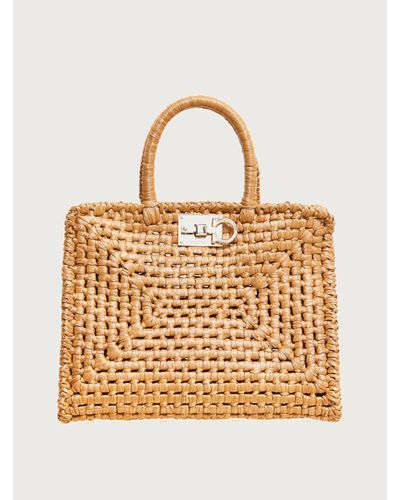 Ferragamo Studio Box Bag (m) - Natural