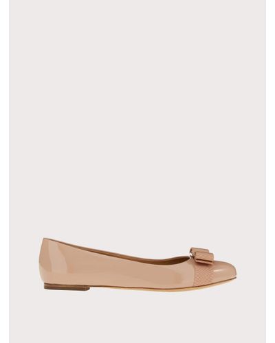 Ferragamo Flats and flat shoes for Women | Online Sale up to 64% off | Lyst