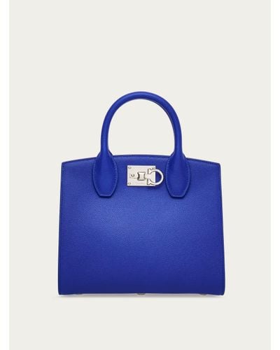 Ferragamo Damen Studio Box Bag (S) - Blau