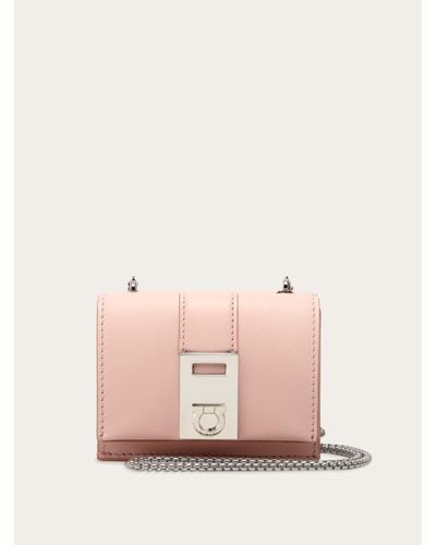 Ferragamo Hug Wallet With Shoulder Strap - Pink
