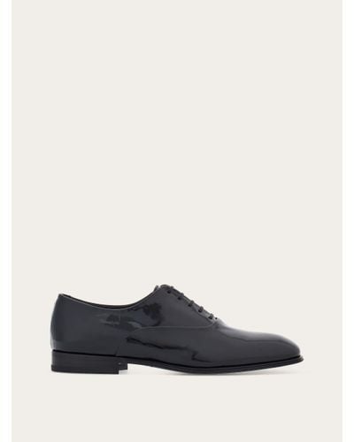 Ferragamo Hombre Zapatos Oxford Con Detalle Y Onda Negro Talla .5