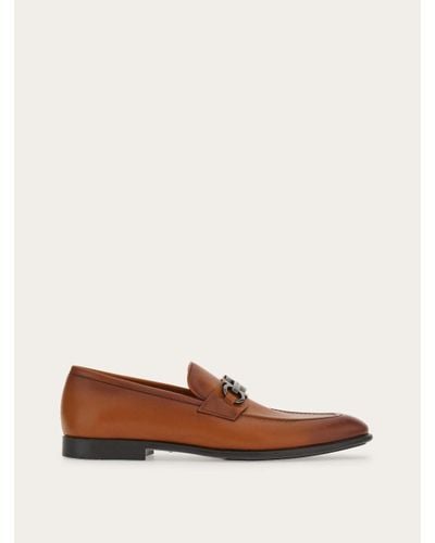 Ferragamo Shoes > flats > loafers - Marron