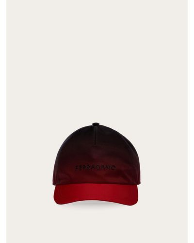 Ferragamo Baseball cap with nuanced detailing - Rouge