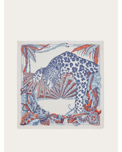 Ferragamo Damen Schultertuch aus Kaschmir Animalier-Print - Blau