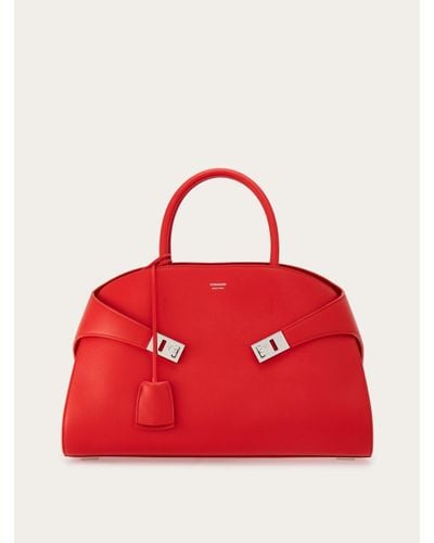 Ferragamo Hug handbag (M) - Rouge