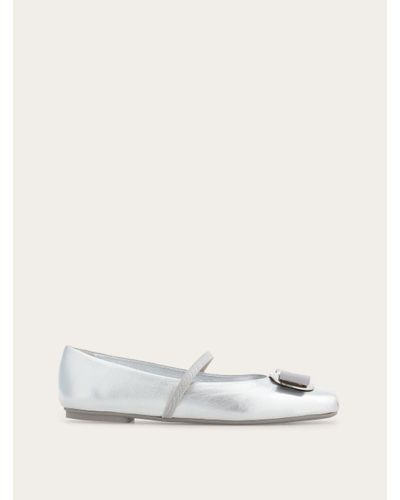 Ferragamo New Vara plate ballet flat - Neutre