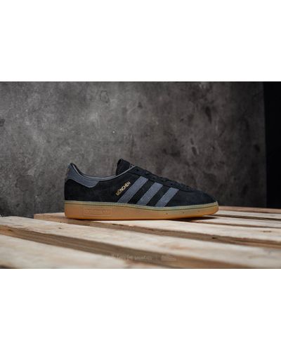 adidas munchen core black