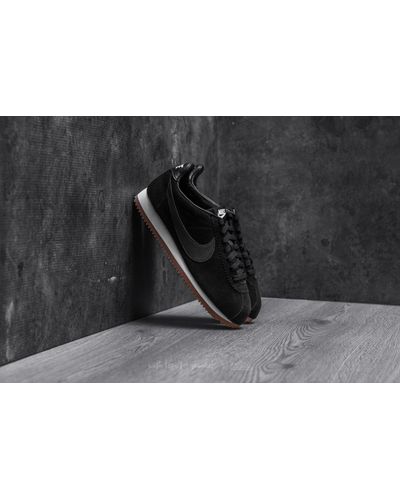 Nike Wmns Classic Cortez Suede Black 