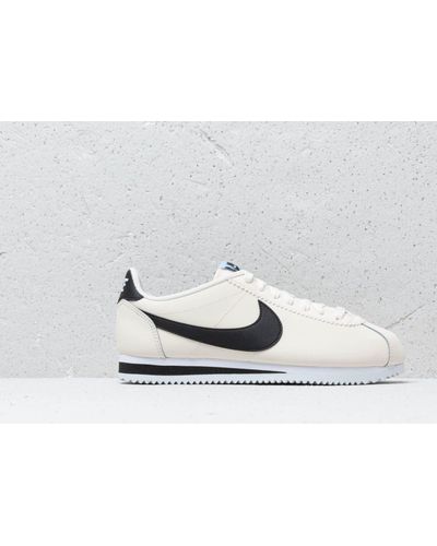 Nike Wmns Classic Cortez Leather Pale Ivory/ Black-Aluminum-White - Lyst