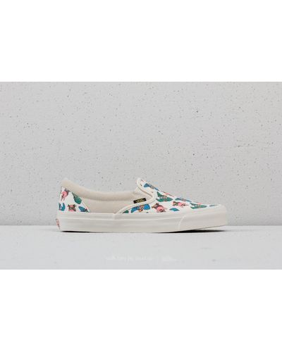 og classic slip on lx spongebob