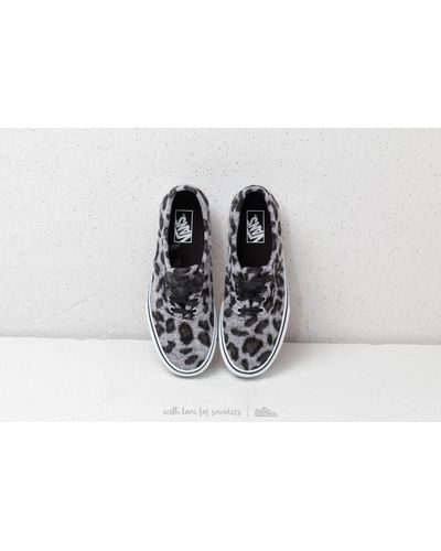 vans authentic platform fuzzy leopard
