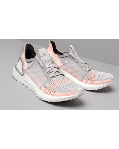 ultraboost 19 grey clear orange