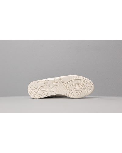 adidas ar trainer off white