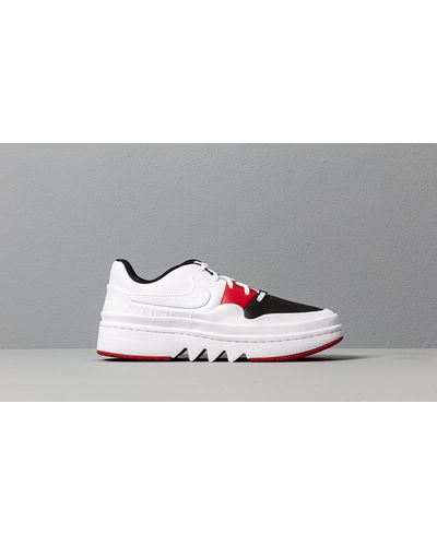 nike jesters white