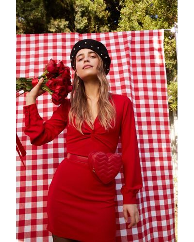 red heart fanny pack