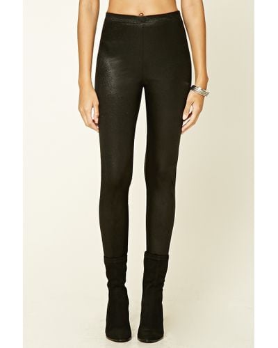 Black liquid leggings forever 21 top