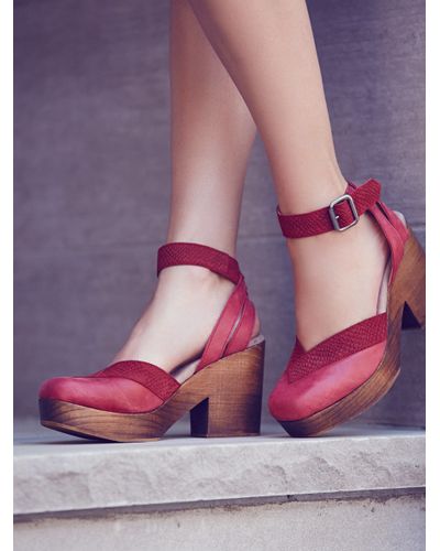 free people walk this way clog