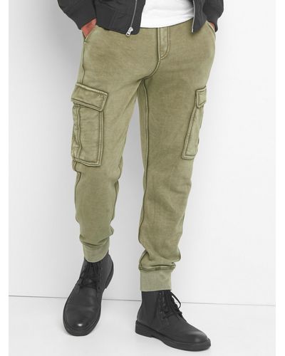 gap cargo joggers