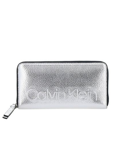 calvin klein silver wallet