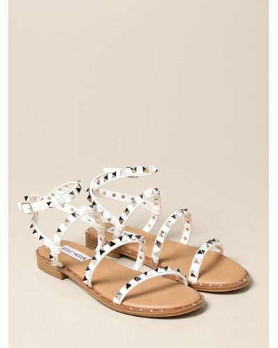 steve madden flat sandals white