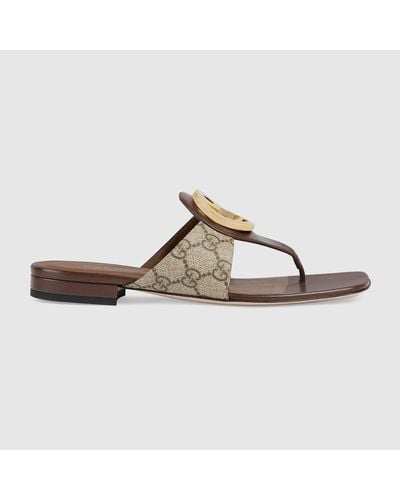 Sandalias planas Gucci de mujer | Rebajas en línea, hasta el 15 % de  descuento | Lyst