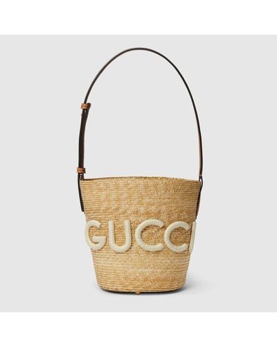 Gucci Small Straw Shoulder Bag With Patch - Metallic
