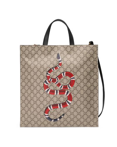 Gucci Morbida borsa shopping GG Supreme con stampa serpente - Neutro