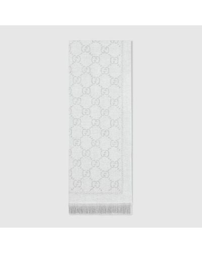 Gucci Écharpe En Maille Avec Jacquard GG - Gris