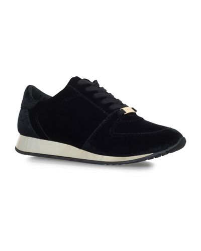 Carvela Kurt Geiger Velvet Languid in 