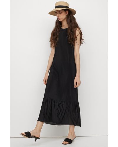 H&M Pleated Maxi Dress in Black - Lyst